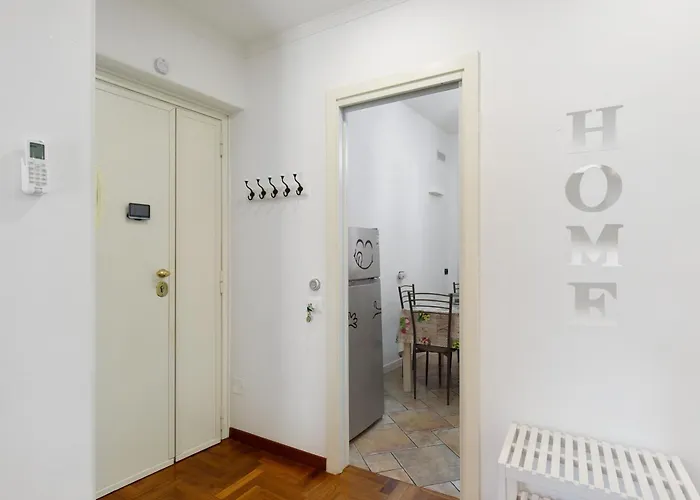 La Casa Di Alice - Metro B Daire