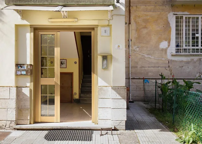 La Casa Di Alice - Metro B Daire Roma